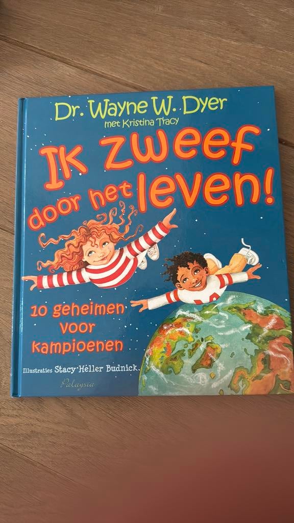 Kristina Tracy - Ik zweef door het leven, Boeken, Kinderboeken | Jeugd | onder 10 jaar, Zo goed als nieuw, Non-fictie, Ophalen of Verzenden