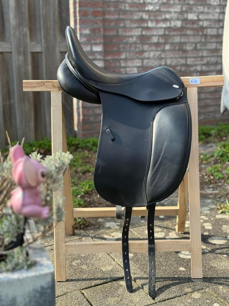 Kentaur Ithaka 17” & Wintec 500 Cair 17”, Dieren en Toebehoren, Ophalen, Gebruikt, Dressuur