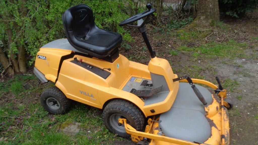 wegens inruil 2 x stiga villa met werk maaidek, Ophalen, Gebruikt, Versnellingen, Nederland