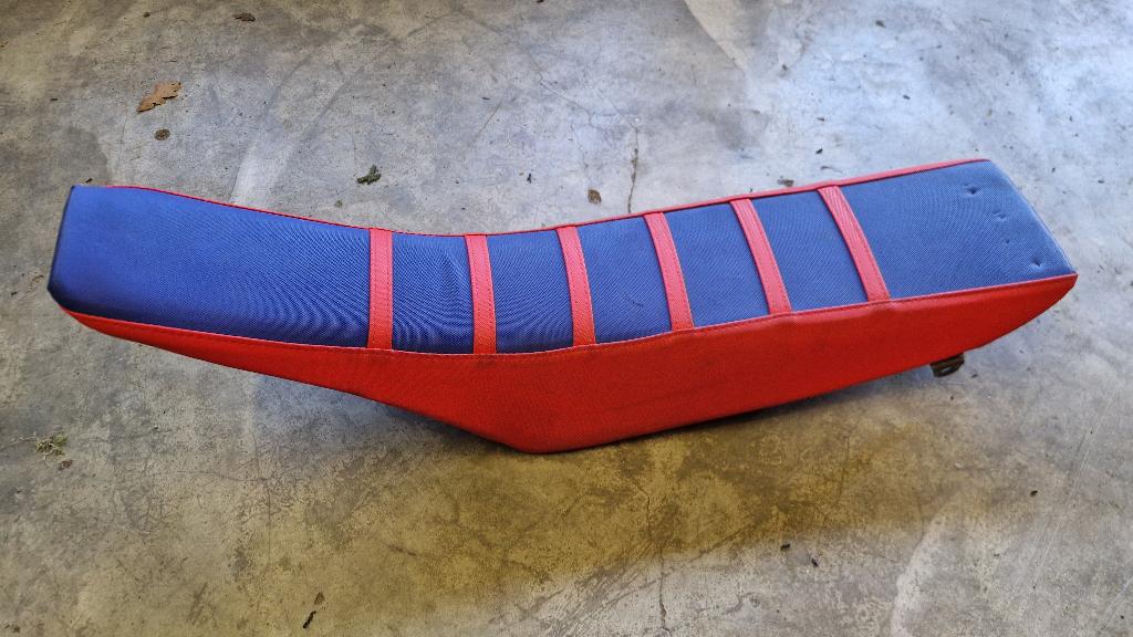 Honda CR250 (97-99) CR125 (98-99) zadel, Motoren, Onderdelen | Honda, Ophalen of Verzenden, Gebruikt