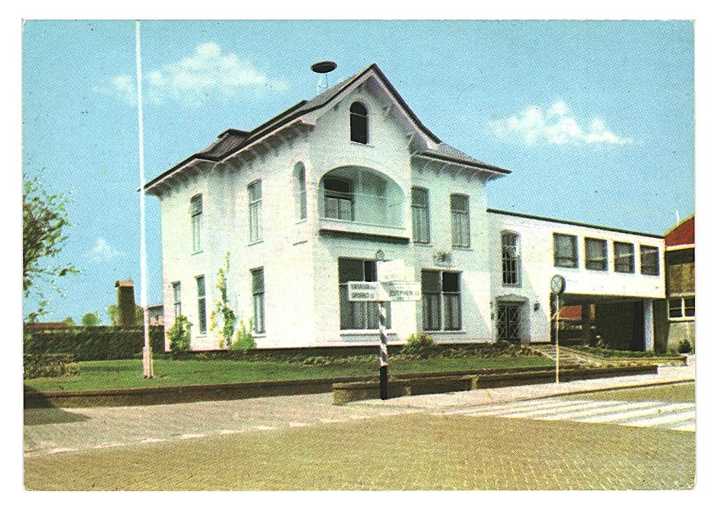 802469 Neede Gld 1974 Gemeentehuis Gelopen met Postzegel, Ophalen of Verzenden, 1960 tot 1980, Gelopen, Gelderland