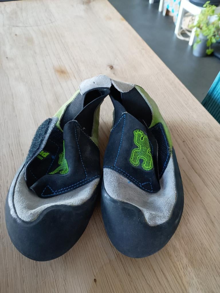 Klimschoenen maat 35 - SIMOND, Ophalen of Verzenden, Gebruikt, Klimsportschoenen