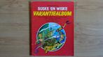 Suske en Wiske Vakantiealbum 1977 + poster, Eén stripboek, Ophalen of Verzenden, Gelezen
