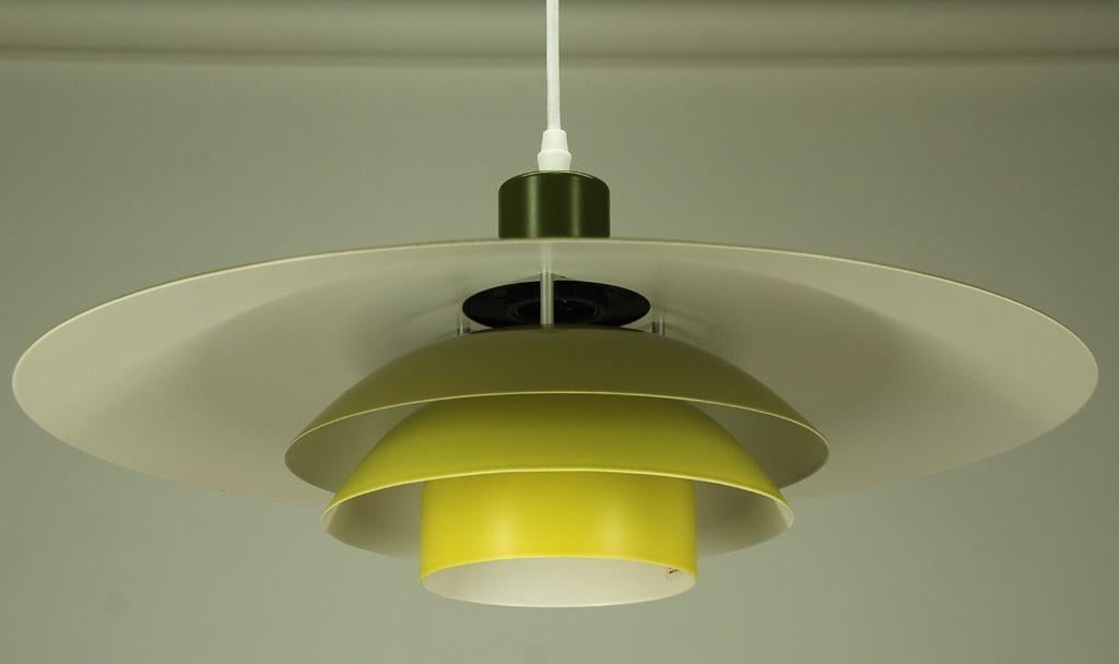 Deense Vintage 1980's hanglamp 325 euro, Huis en Inrichting, Lampen | Hanglampen, Vintage MCM, Verzenden, Vintage MCM, Zo goed als nieuw
