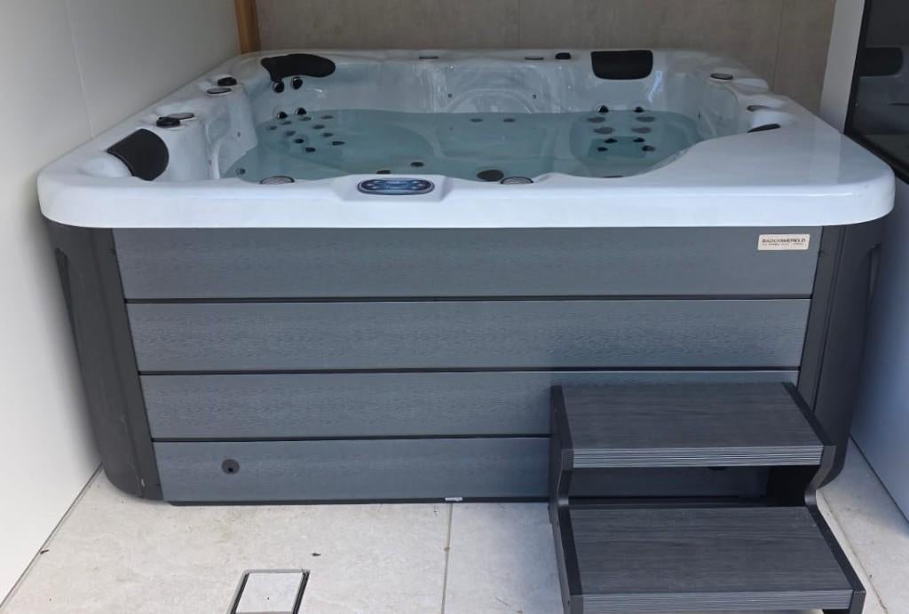 Luxe Spa + trap + cover  Compleet FULL option!  AKTIEPRIJS !, Ophalen, Nieuw, Overige typen