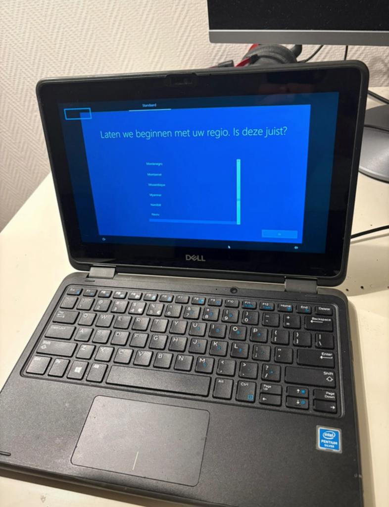 DELL Latitude 3190 2-in-1 (Laptop & Tablet), Computers en Software, Windows Laptops, Qwerty, Met touchscreen, Ophalen of Verzenden