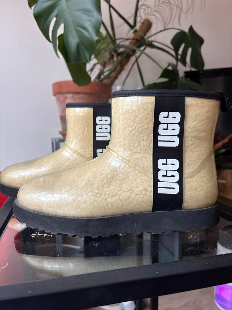UGG Ava Clear Regenlaarzen - Maat 38, Verzenden, Zo goed als nieuw, Overige kleuren, Regenlaarzen
