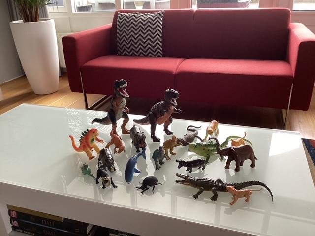 Speelgoed Dino's, Kinderen en Baby's, Speelgoed | Actiefiguren, Ophalen, Zo goed als nieuw