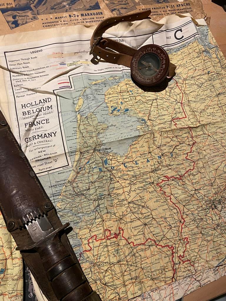 WWII Silk escape map - Holland, Ophalen of Verzenden, Nederland