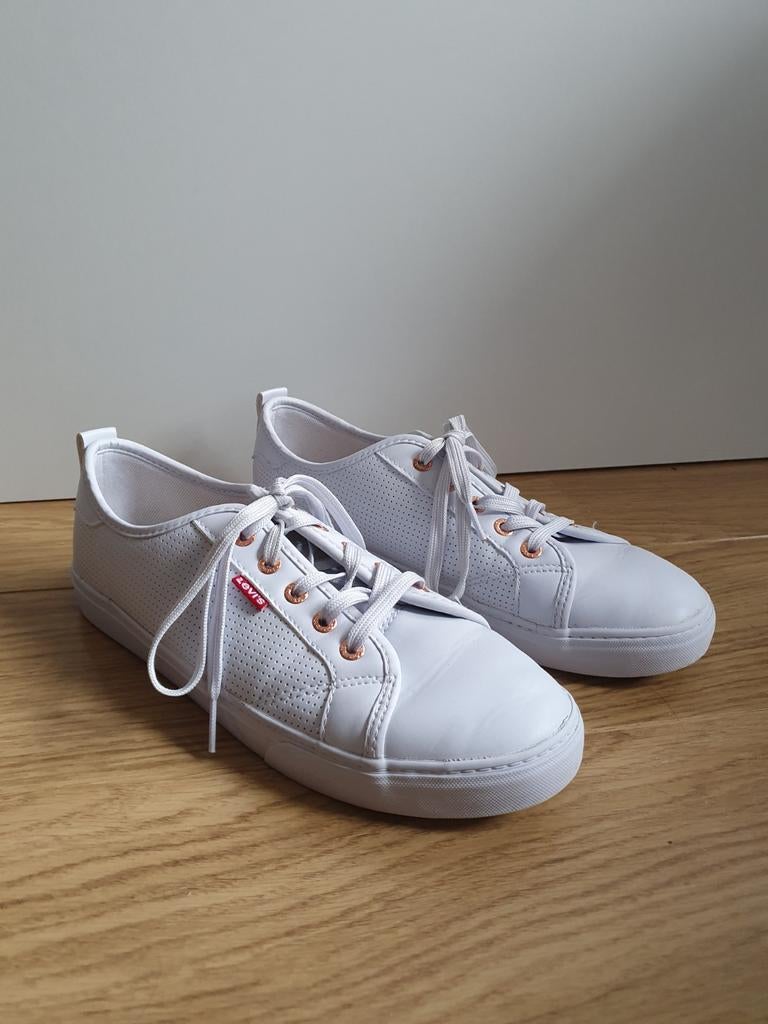 Originele LEVI'S sneakers, maat 41, Wit, Ophalen of Verzenden, Sneakers of Gympen, Gedragen