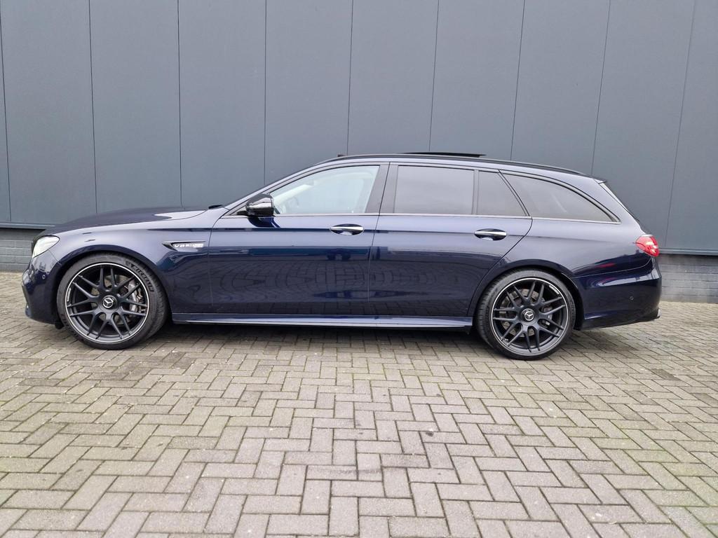 Mercedes-Benz E63 Estate AMG 4MATIC /Pano/Blue-eye/Akrapovic, Auto's, Mercedes-Benz, Automaat, 12 maanden, Gebruikt, Blauw