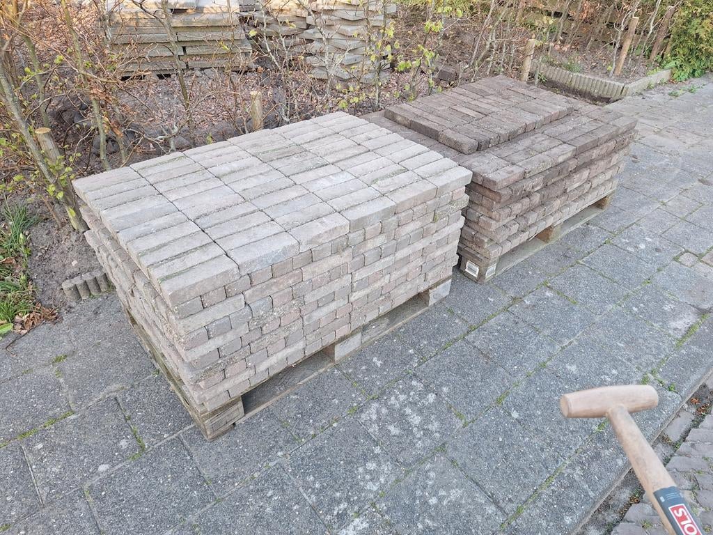 Bestrating 20x5x7 - t.e.a.b Gebruikte waaltjes, Tuin en Terras, Tegels en Klinkers, Gebruikt, Klinkers, Ophalen of Verzenden, 10 m² of meer