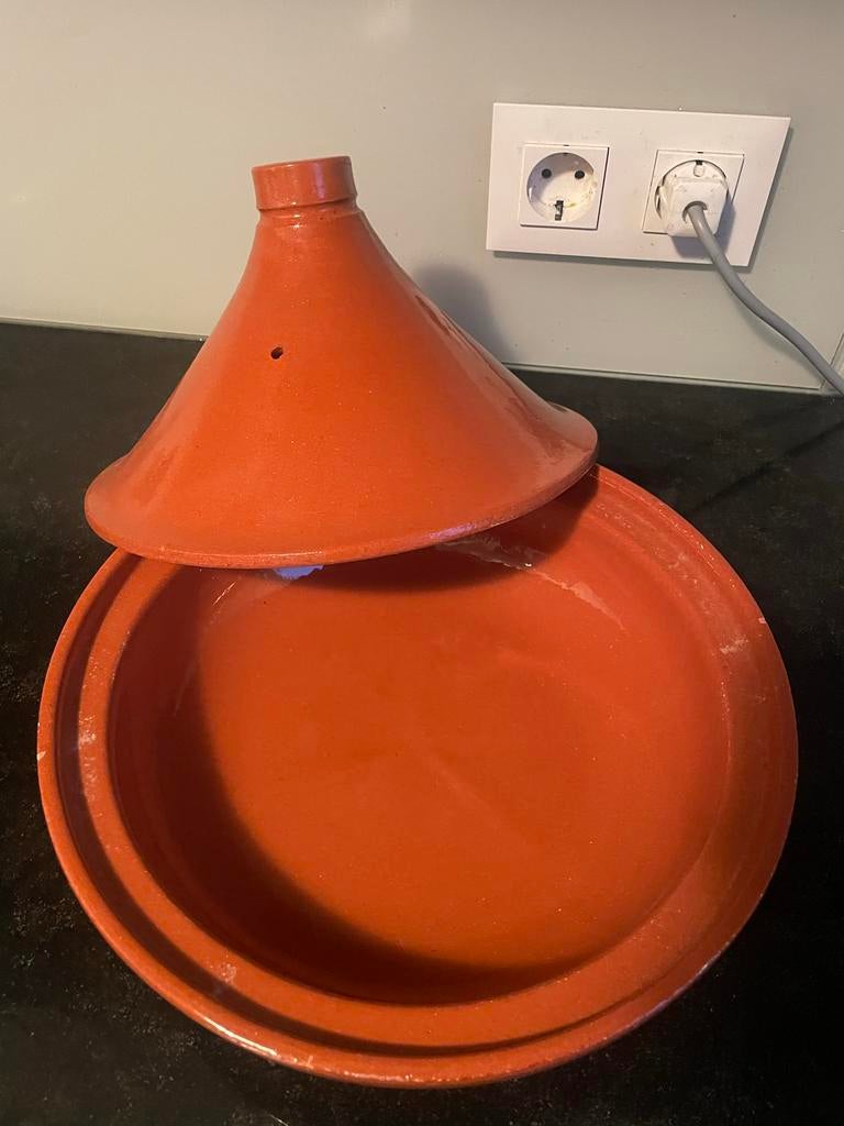 Tajine, Huis en Inrichting, Ophalen of Verzenden, Steen/keramiek, Oranje, Overige typen