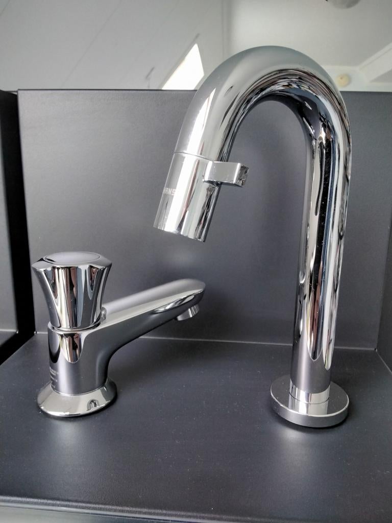 Grohe en Hansa toiletkraan, showmodel, als nieuw, Ophalen of Verzenden, Koper, Wastafel