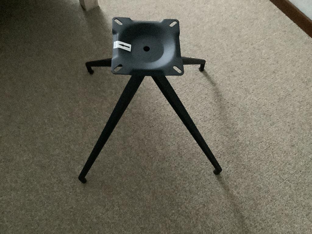 4 poot metaal 2 stuks, Huis en Inrichting, Stoelen, Zwart, Nieuw, Ophalen of Verzenden, Metaal