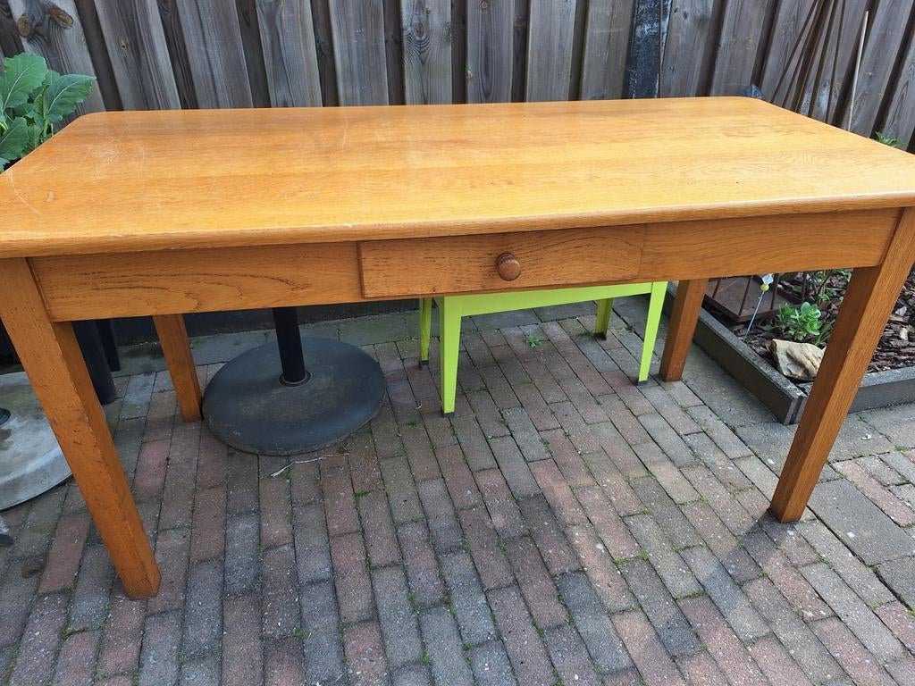 Gratis afhalen: Eikenhouten eettafel met gebruikerssporen, Ophalen of Verzenden