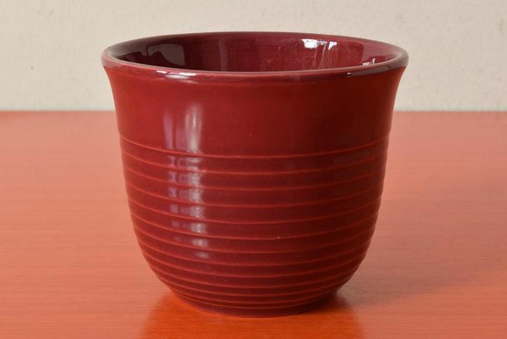 Retro vintage geribbelde jaren 50 / jaren 60 bloempot, Antiek en Kunst, Antiek | Keramiek en Aardewerk, Ophalen of Verzenden