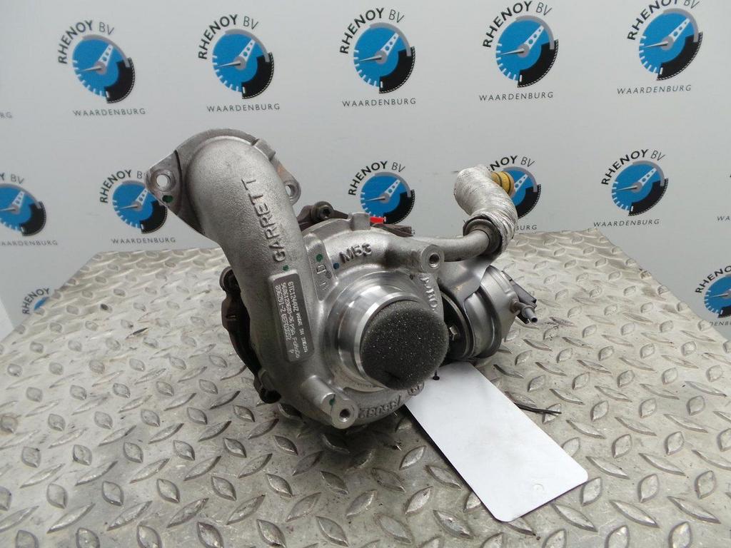 VOLVO V40 TURBO 2013, Ophalen of Verzenden, Gebruikt, Stiba lid