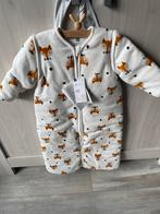 Nieuwe HEMA Slaapzak met vossenprint, maat 68/80, Kinderen en Baby's, Ophalen of Verzenden, Nieuw, 70 tot 85 cm, Slaapzak