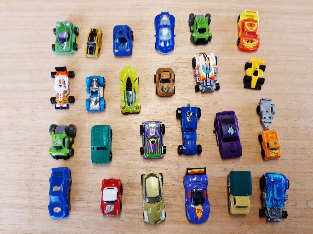 Partij Speelgoedautootjes 24x Vracht Race Jeep PBS, Kinderen en Baby's, Speelgoed | Speelgoedvoertuigen, Ophalen of Verzenden