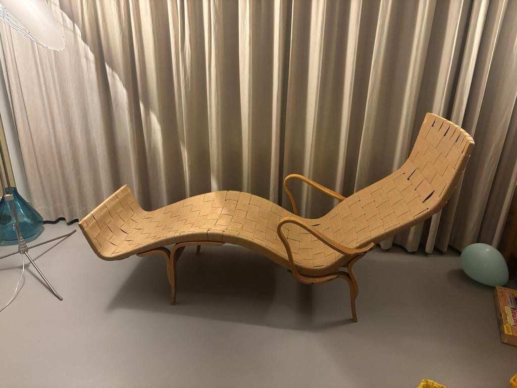 Te koop: Bruno Mathsson Pernilla 3 lounge chair, Ophalen, Zo goed als nieuw, Eén
