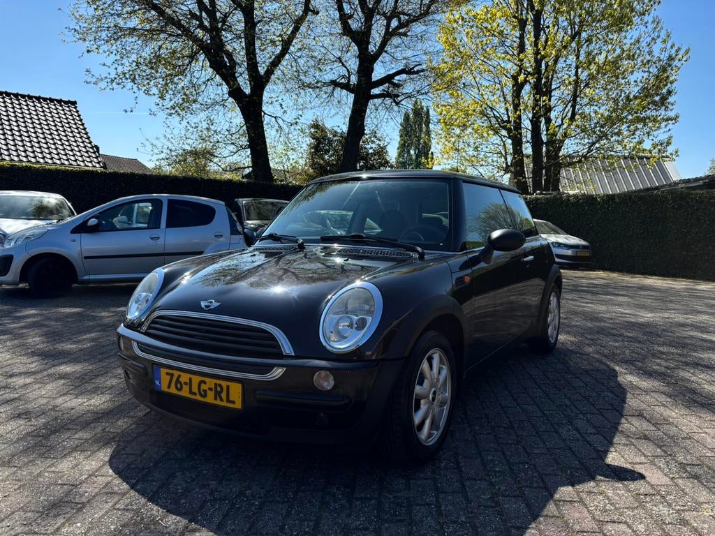 Mini 1.6 2002 INCL GR BEURT + APK I NAP, Auto's, Mini, Voorwielaandrijving, 4 cilinders, 4 stoelen, Zwart
