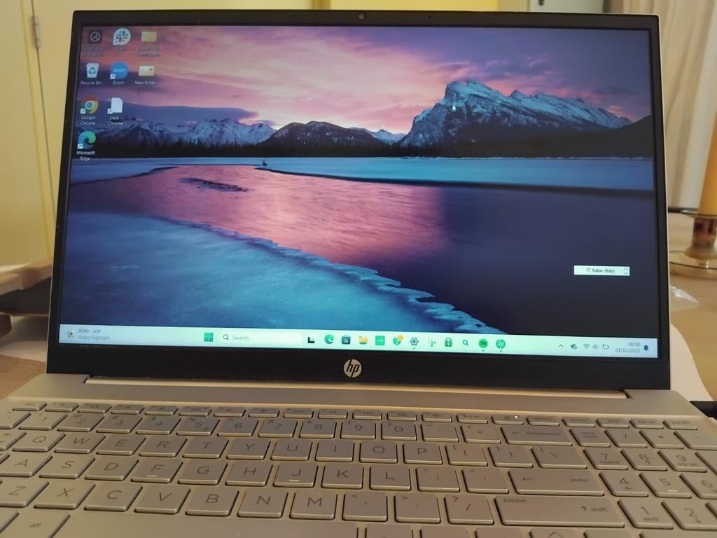 Laptop HP Pavilion 15 - eg. Working perfectly, Ophalen of Verzenden, Zo goed als nieuw, 15 inch, 2 tot 3 Ghz