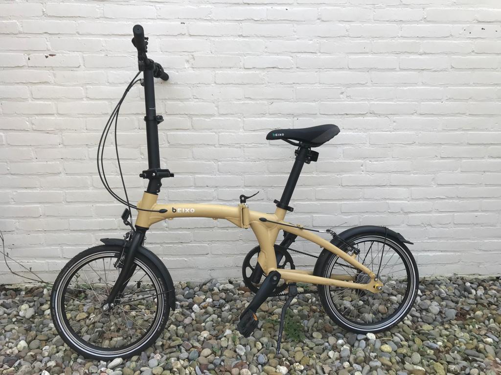 Beixo crosstown vouwfiets  zo goed als nieuw, Fietsen en Brommers, Fietsen | Vouwfietsen, Ophalen, Zo goed als nieuw, Totaal opvouwbaar