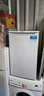 Beko Koelkast met Vriesvak - Compact en Efficiënt, Witgoed en Apparatuur, Koelkasten en IJskasten, 75 tot 100 liter, Zo goed als nieuw