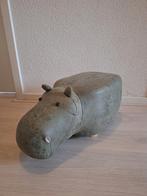 Dieren krukje/ poef, Ophalen, Zo goed als nieuw, Hout