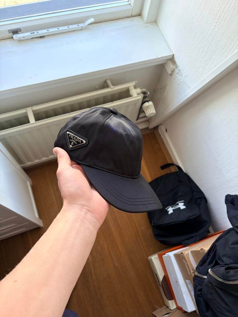 Prada petje, Kleding | Heren, Hoeden en Petten, Ophalen of Verzenden, Zo goed als nieuw