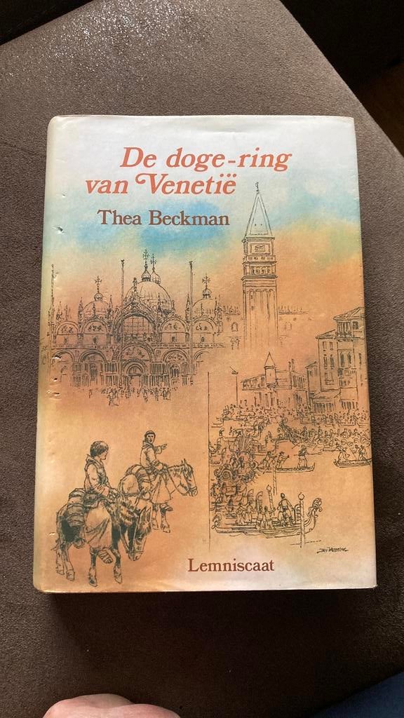 Thea Beckman - De doge-ring van Venetie, Boeken, Ophalen of Verzenden, Zo goed als nieuw, Thea Beckman