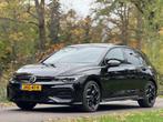 Volkswagen Golf 1.5 eTSI R-Line Edition (bj 2024, automaat), 4 cilinders, 150 pk, Zwart, Golf