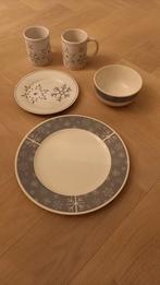 Servies grijs wit, Ophalen, Zo goed als nieuw, Overige stijlen, Aardewerk