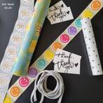 Inpakset feest papier thank you kaartjes smiley stickers, Verzenden, Nieuw