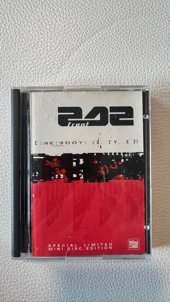Front 242 - [re:boot: (l.i.v.e)] Minidisc, Ophalen of Verzenden, Minidisc-speler