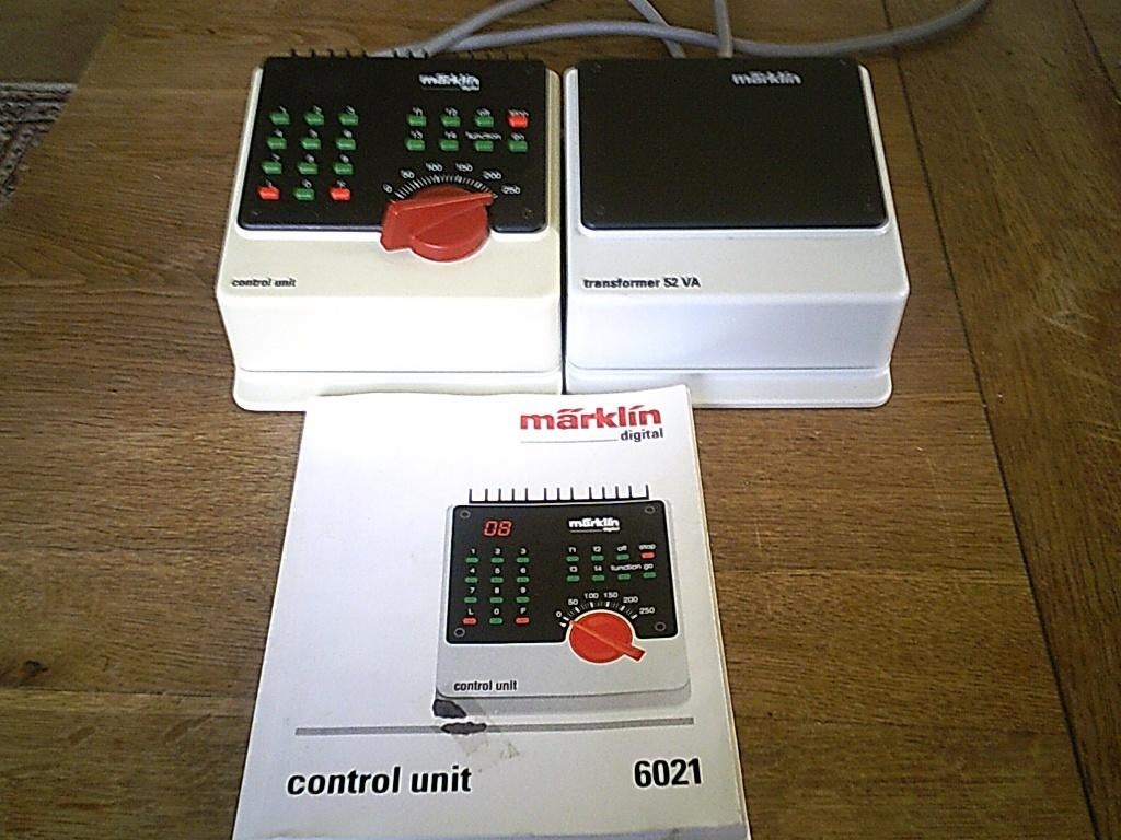 Marklin Transformator 52VA nr. 6002 en Control Unit nr. 6021, Gebruikt, Ophalen of Verzenden, Märklin, Transformator of Voeding