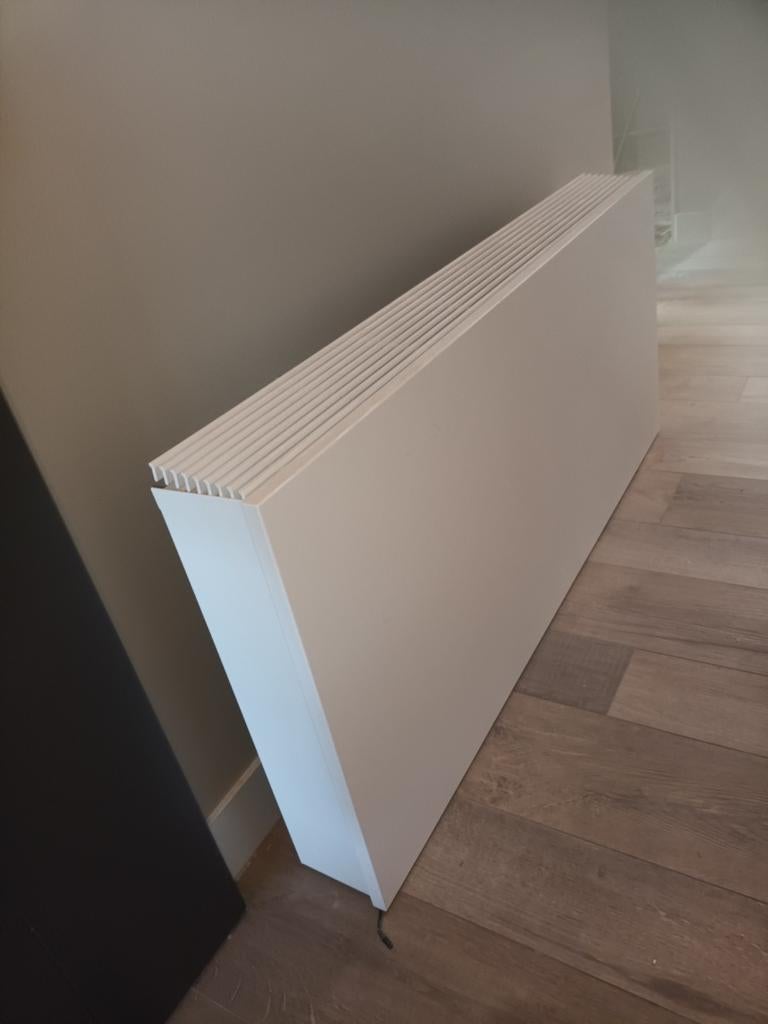 2 stuks radiator met ventilator, wit - 550x1250x140mm, Doe-het-zelf en Verbouw, Verwarming en Radiatoren, Ophalen, 60 tot 150 cm