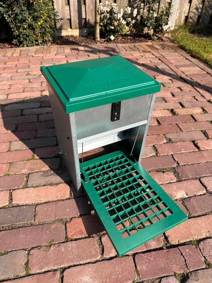 Voeder automaat pluimvee, Dieren en Toebehoren, Pluimvee | Toebehoren, Zo goed als nieuw, Drinken en Voederen, Ophalen of Verzenden