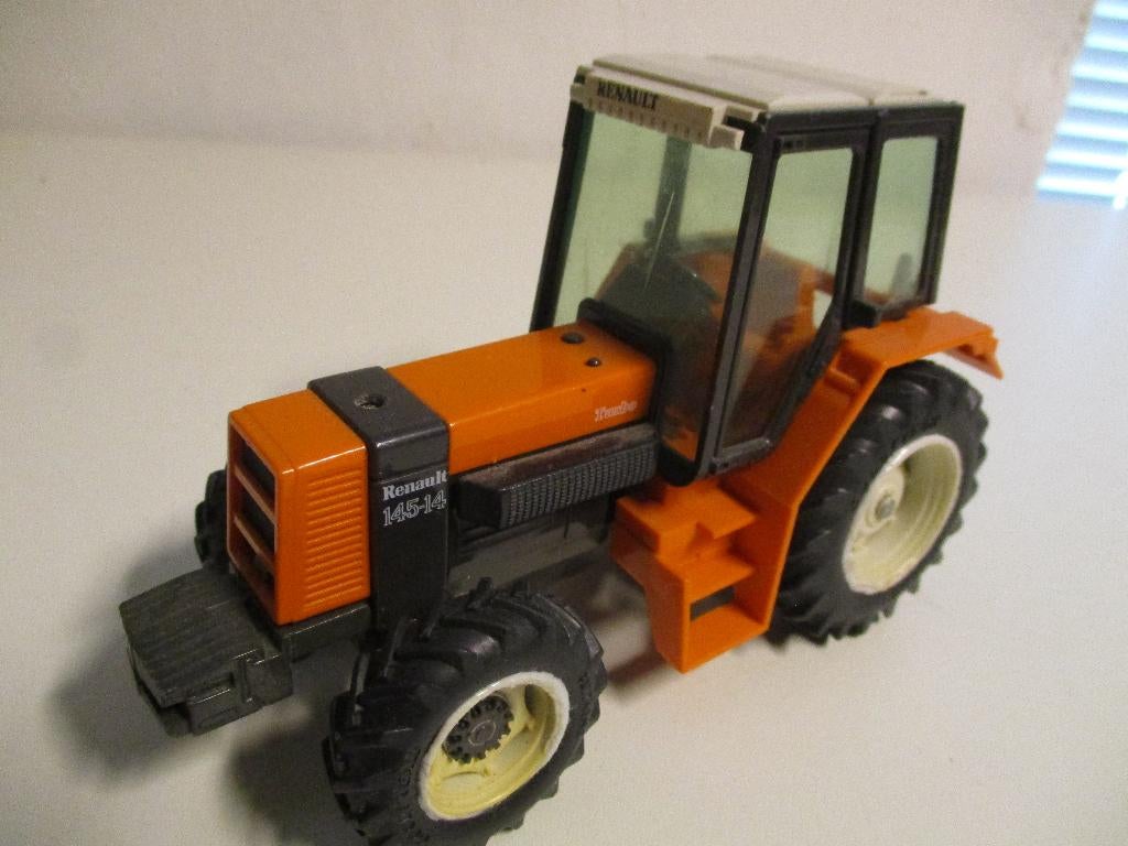 Britains Renault 145-14, Ophalen of Verzenden, Gebruikt, Tractor of Landbouw, Britains