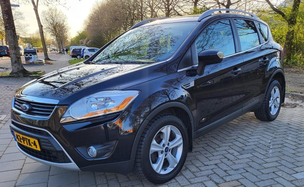 Ford Kuga 2.0 TDCi Titanium, Auto's, Ford, Automaat, Euro 5, Gebruikt, 4 cilinders