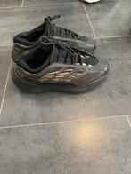 Yeezy 700 v3, Ophalen of Verzenden, Zo goed als nieuw, Hardloopschoenen, Adidas