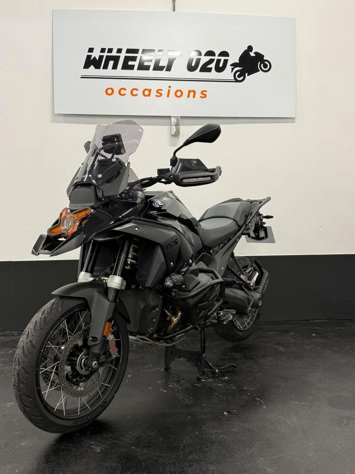 Bmw Gs 1300. Akrapovic// van €22999,- voor €21500,-, Motoren, Motoren | BMW, Bedrijf, Toermotor, Ophalen of Verzenden