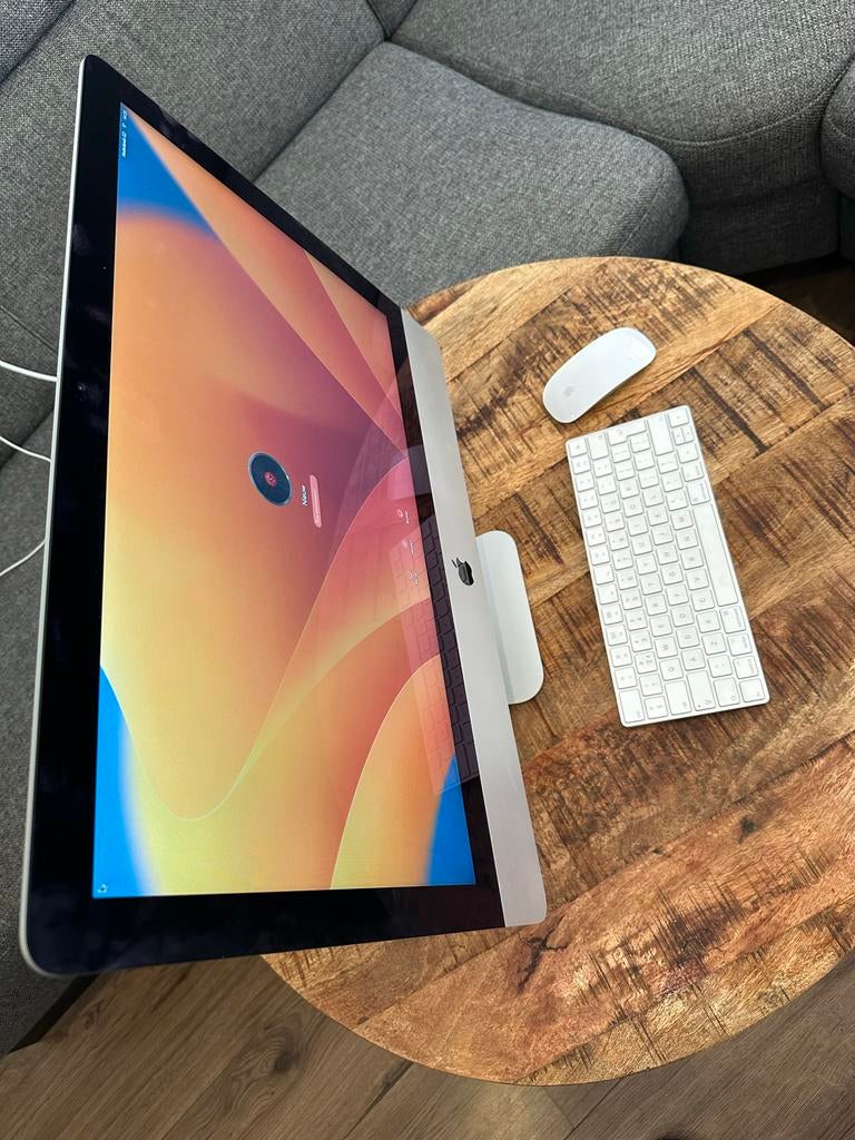 iMac 21.5-inch uit 2017 is een gekocht in 2019, Ophalen, Zo goed als nieuw, IMac, 3 tot 4 Ghz