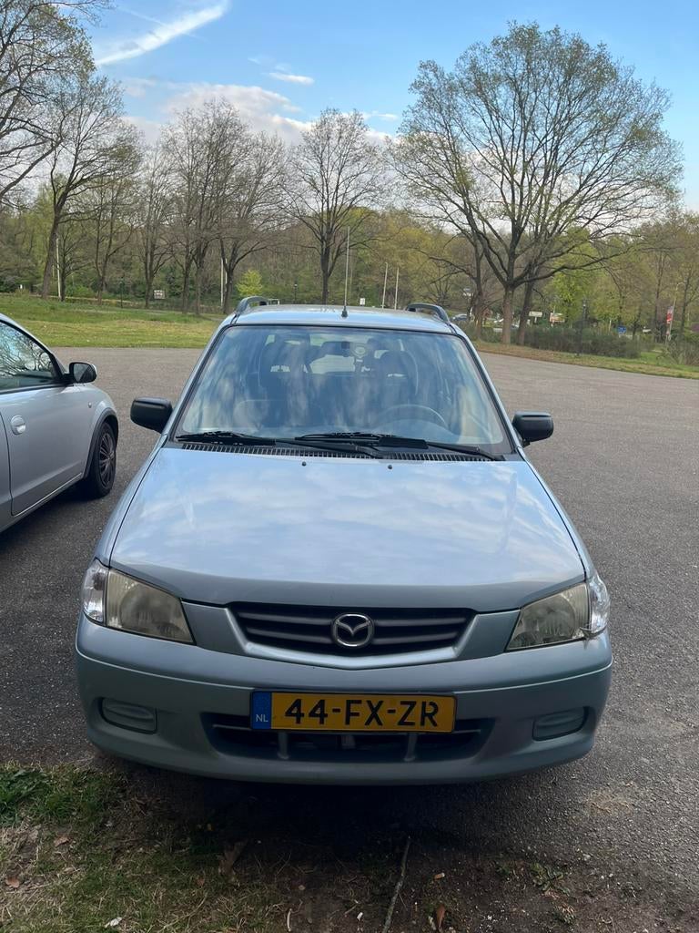 Mazda Demio 1.5 Exclusive 2000 Grijs, Voorwielaandrijving, 410 kg, 31 €/maand, Stationwagon