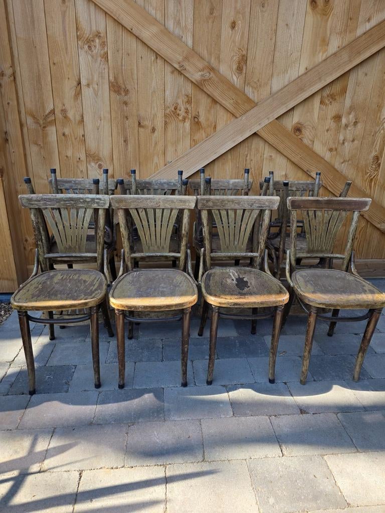 Oude cafe stoelen, Huis en Inrichting, Ophalen of Verzenden, Gebruikt, Overige kleuren, Vijf, Zes of meer stoelen