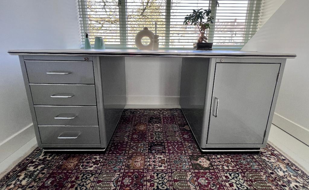Müller classic line bureau TB 228 (2014), Ophalen, Gebruikt, Metaal, Industrieel