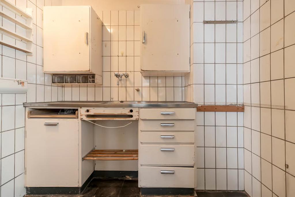 Originele Piet Zwart keuken met roestvrijstalen blad., Ophalen, Gebruikt, Crème, Staal of Rvs