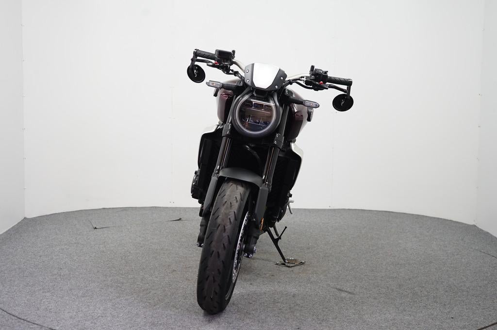 Honda CB 1000 R+ (bj 2024), Bedrijf, Meer dan 35 kW, Traction Control, Naked bike