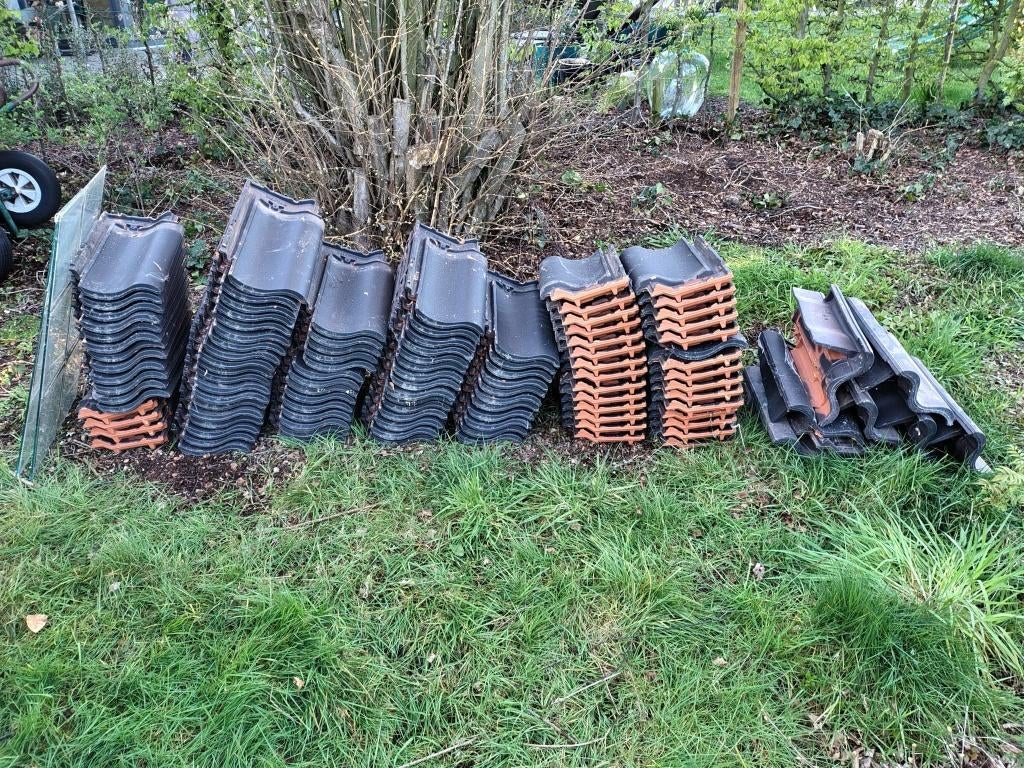 dakpannen Wienerberger Creaton anthraciet zwart, Doe-het-zelf en Verbouw, Dakpannen en Dakbedekking, Ophalen, Steen of Klei, Zwart